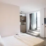Amalia Sea View * Vrasná